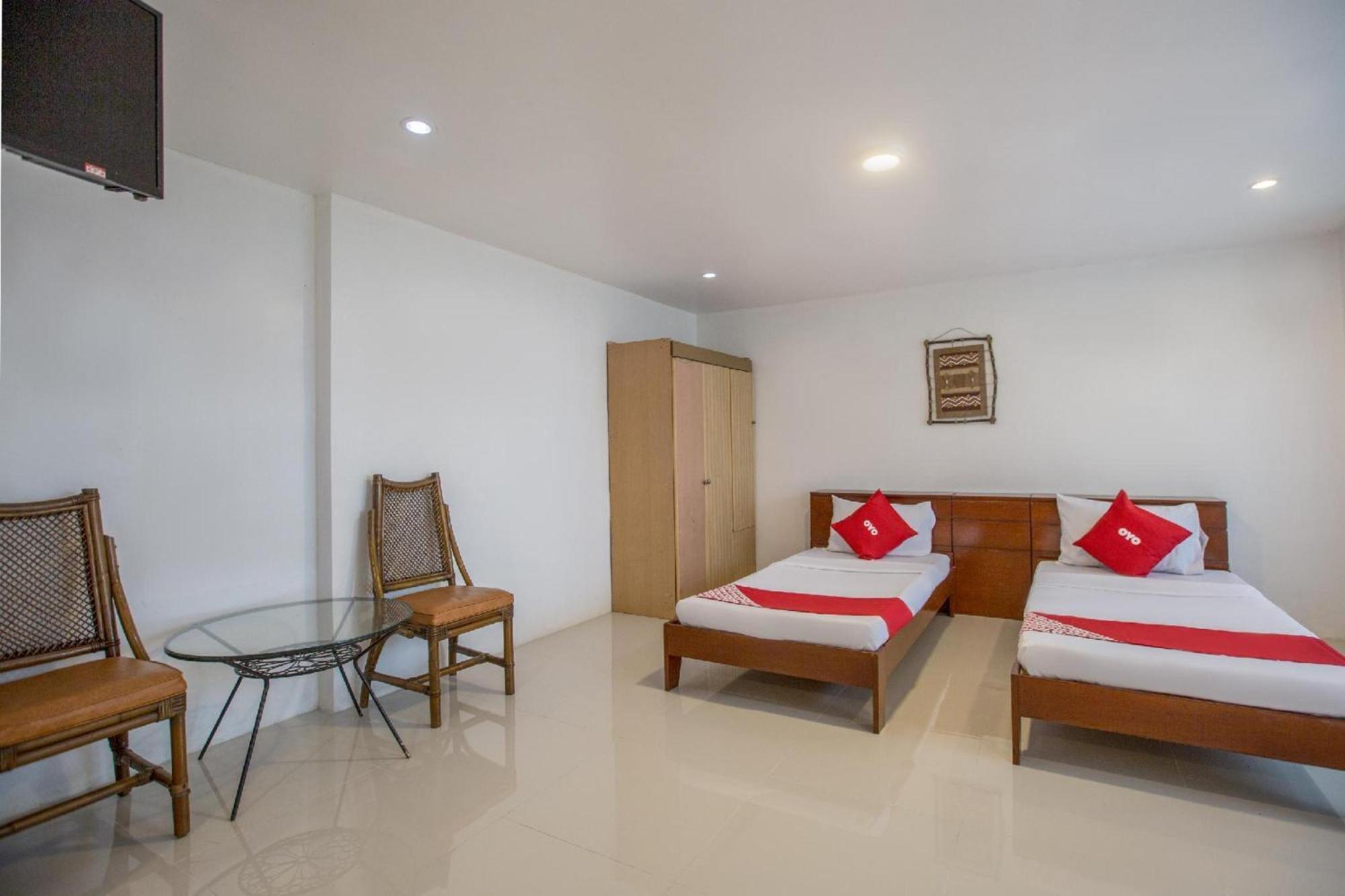 Oyo 588 Sunrock Resort Антиполо Экстерьер фото