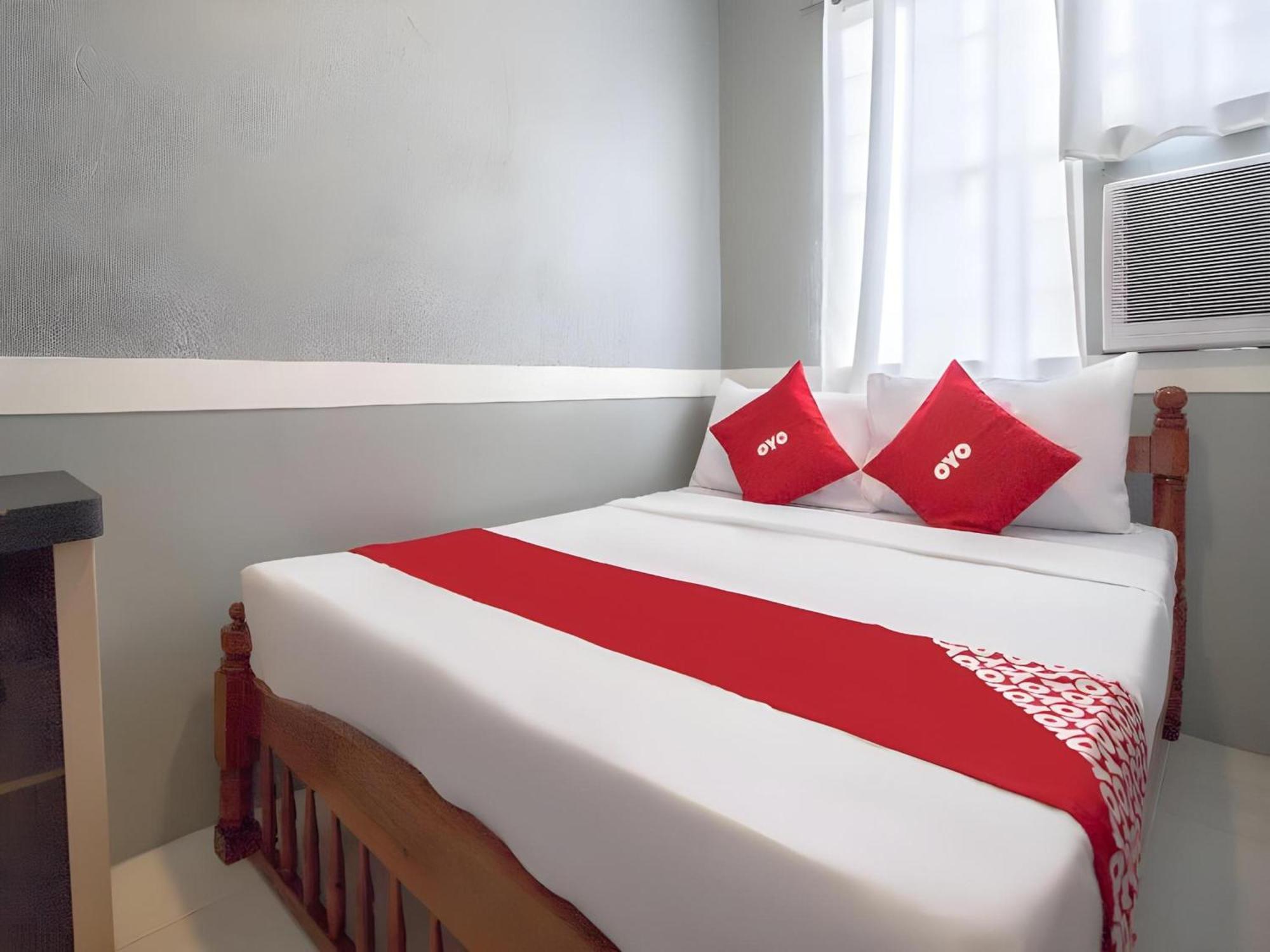 Oyo 588 Sunrock Resort Антиполо Экстерьер фото