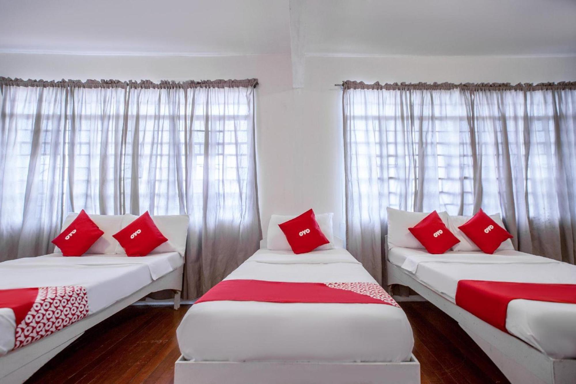 Oyo 588 Sunrock Resort Антиполо Экстерьер фото