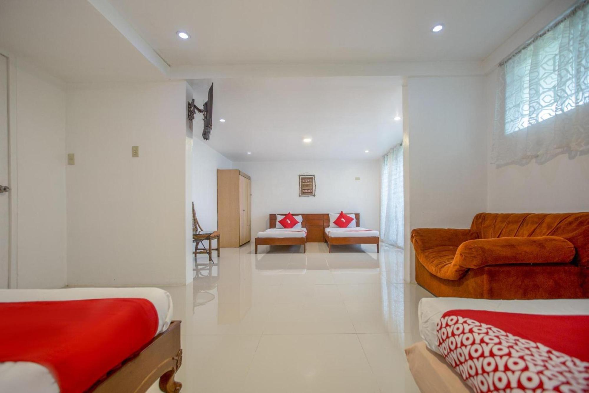 Oyo 588 Sunrock Resort Антиполо Экстерьер фото