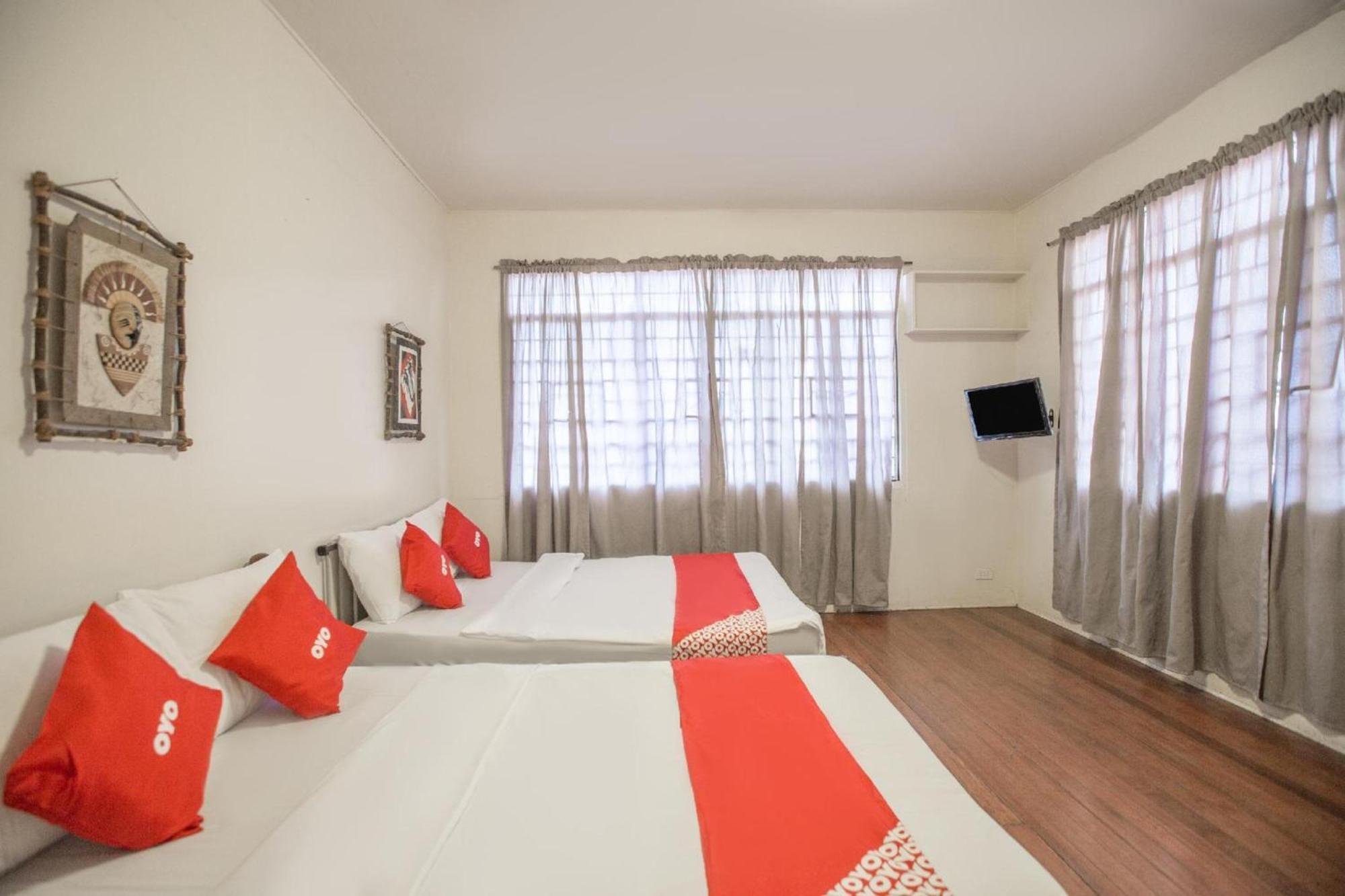 Oyo 588 Sunrock Resort Антиполо Экстерьер фото