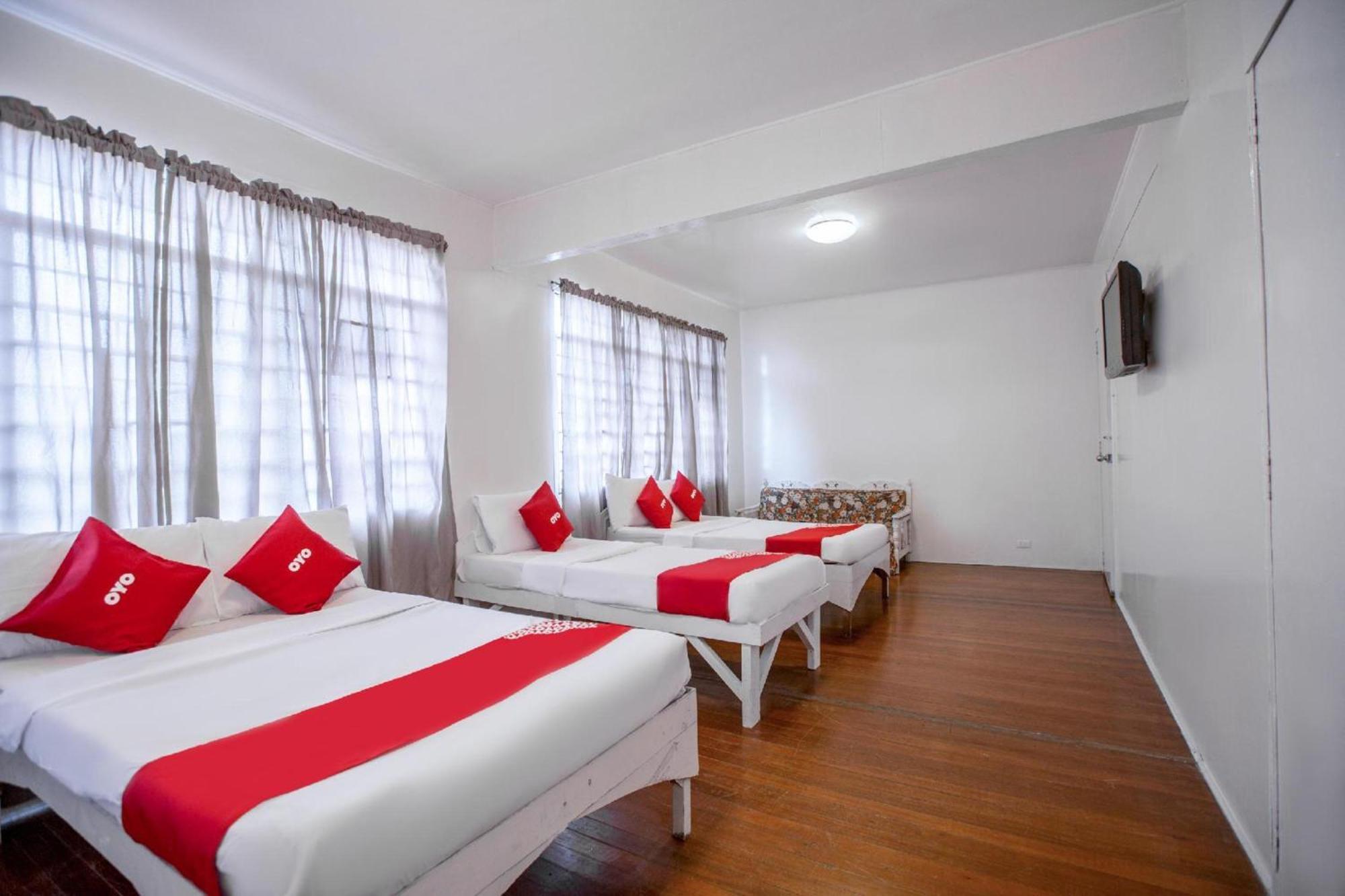 Oyo 588 Sunrock Resort Антиполо Экстерьер фото